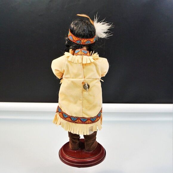 Vintage Native American Music Box Doll 11 Inch - Picture 6 of 7